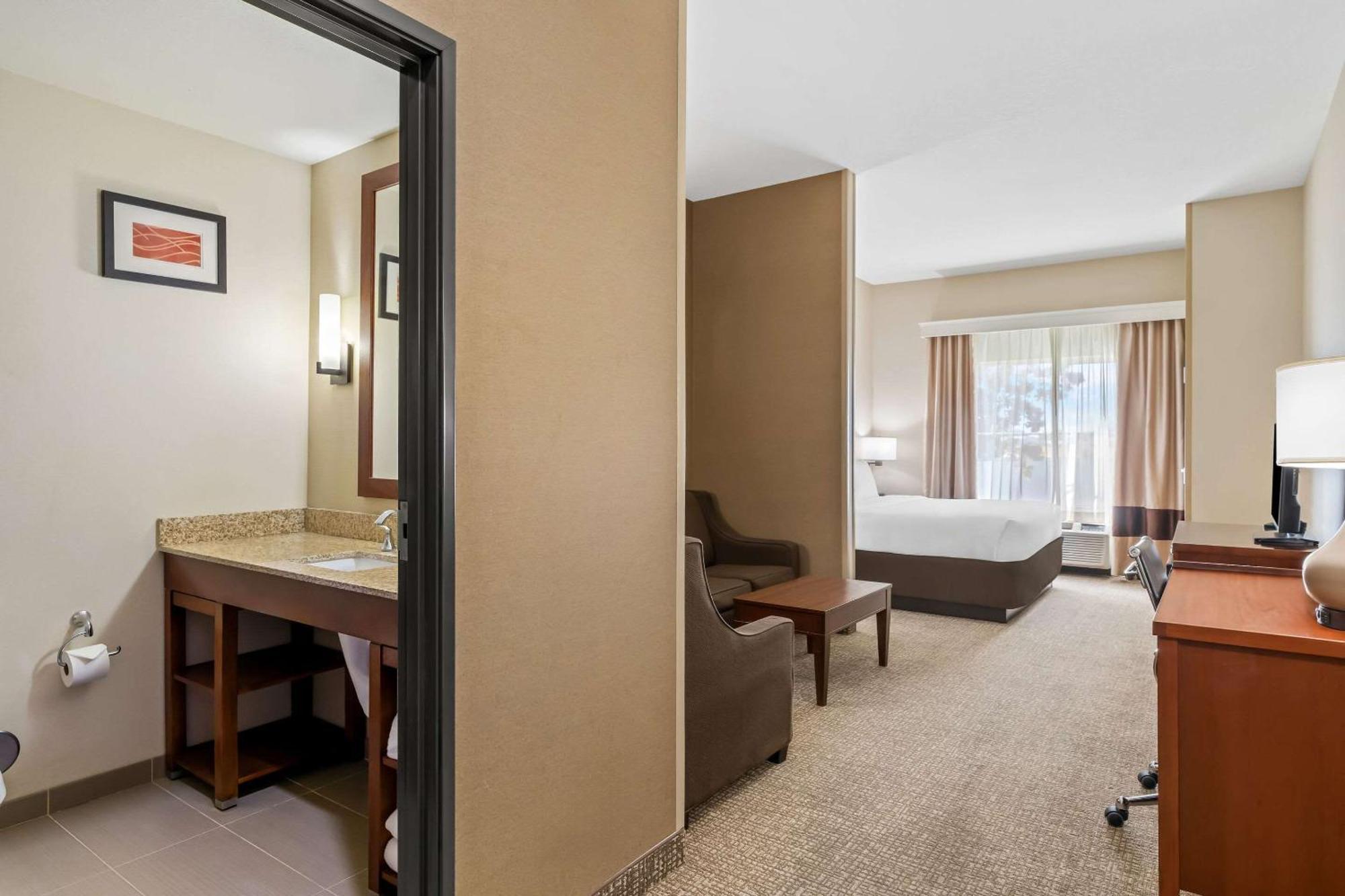 Comfort Inn & Suites Hermiston Esterno foto