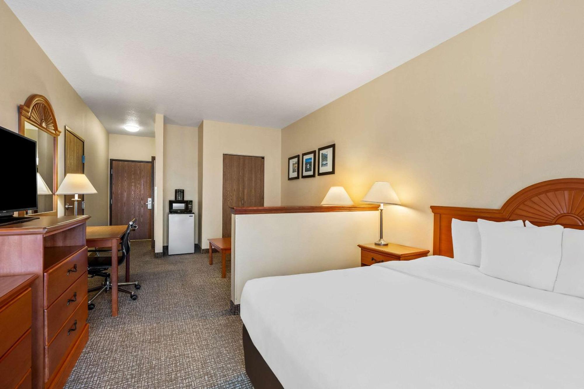 Comfort Inn & Suites Hermiston Esterno foto