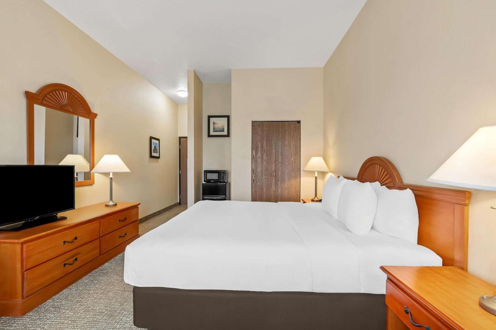 Comfort Inn & Suites Hermiston Esterno foto