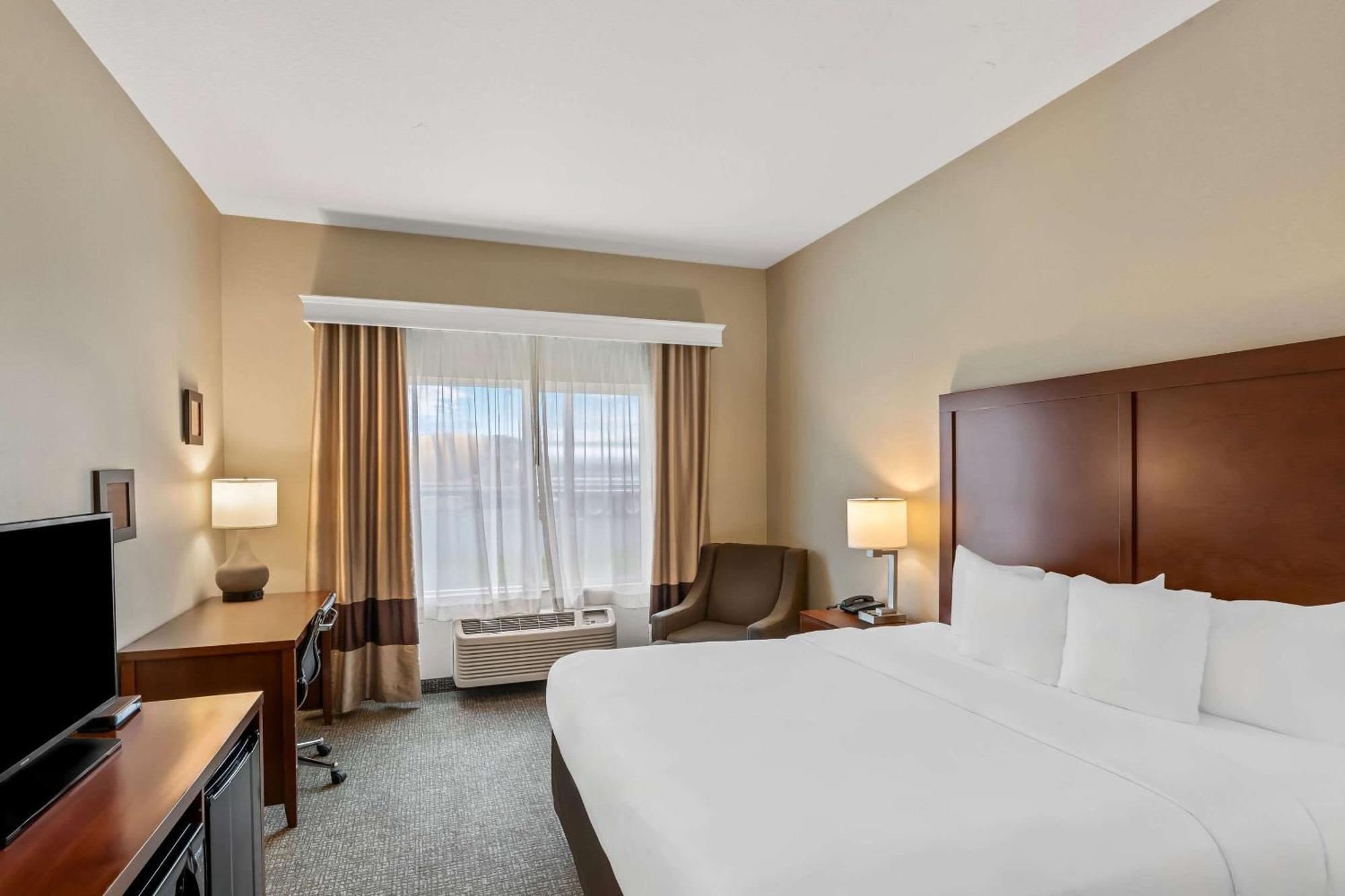 Comfort Inn & Suites Hermiston Esterno foto