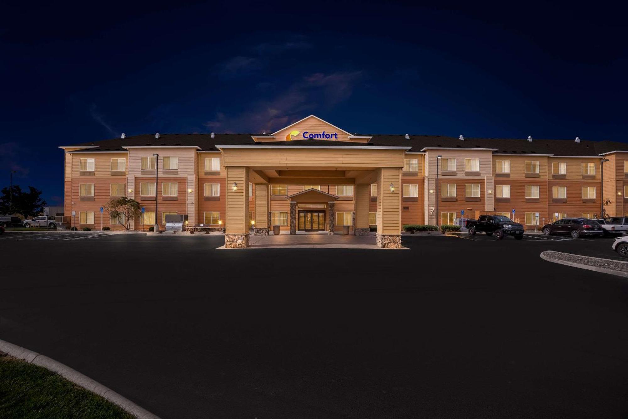 Comfort Inn & Suites Hermiston Esterno foto