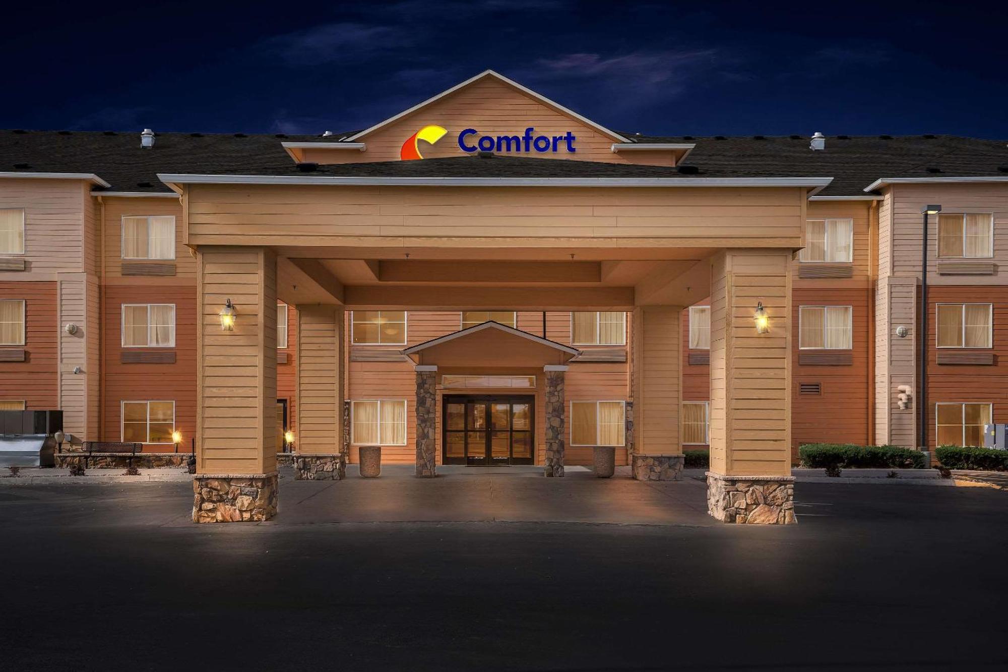 Comfort Inn & Suites Hermiston Esterno foto