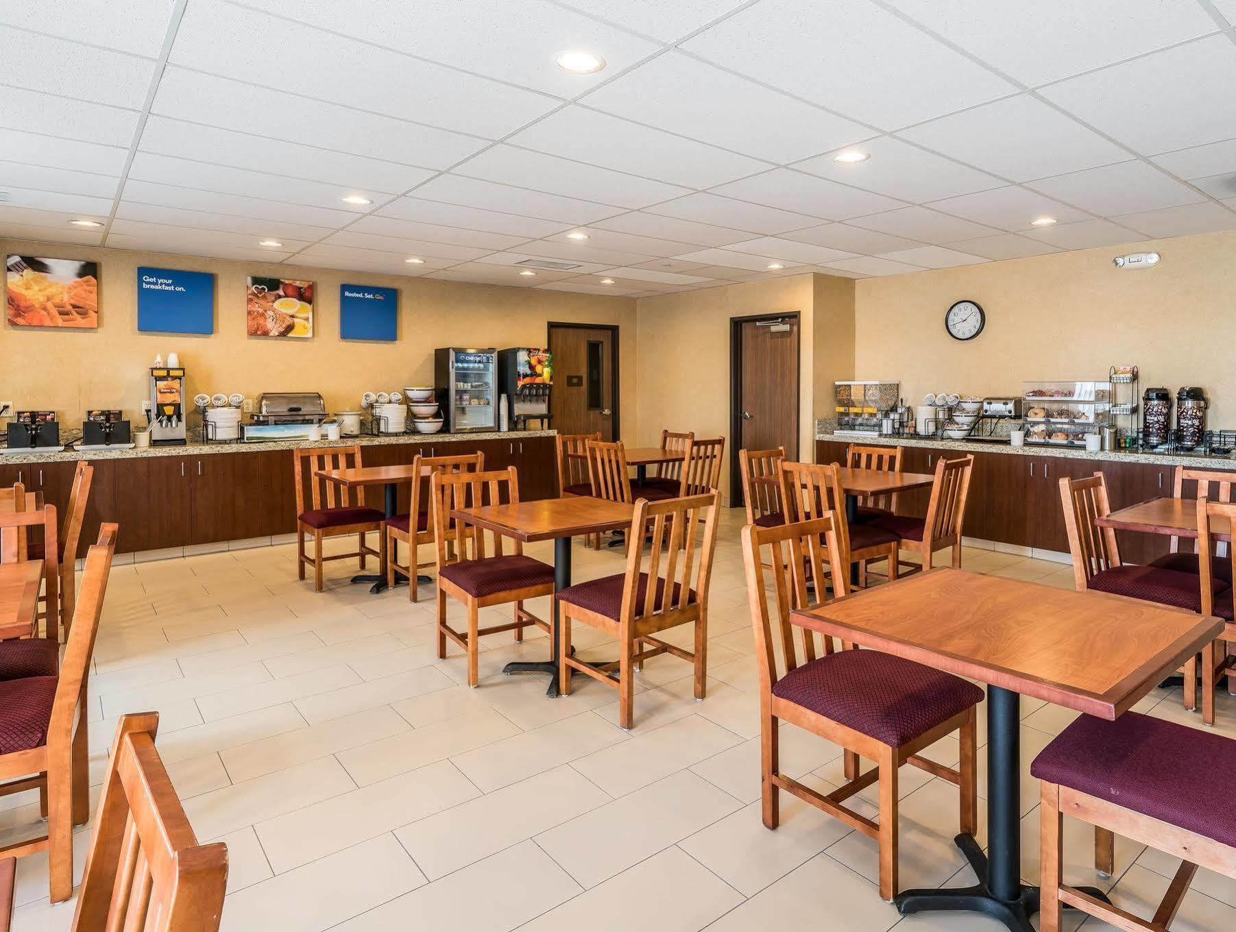 Comfort Inn & Suites Hermiston Esterno foto